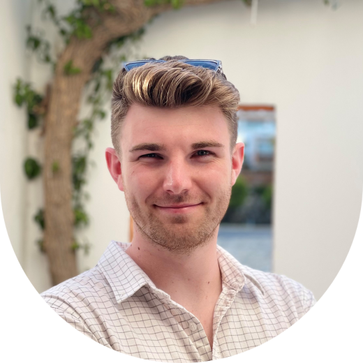 Alex Dicker Headshot